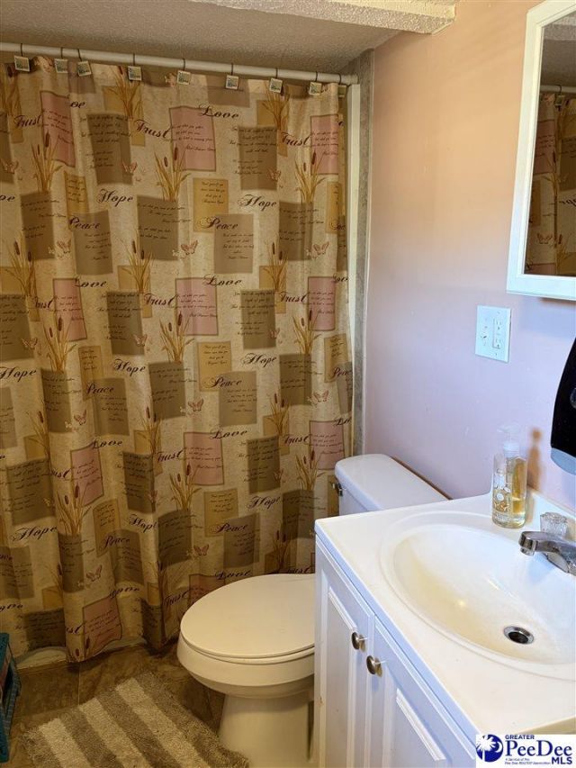 329 Godwin St Photo 12