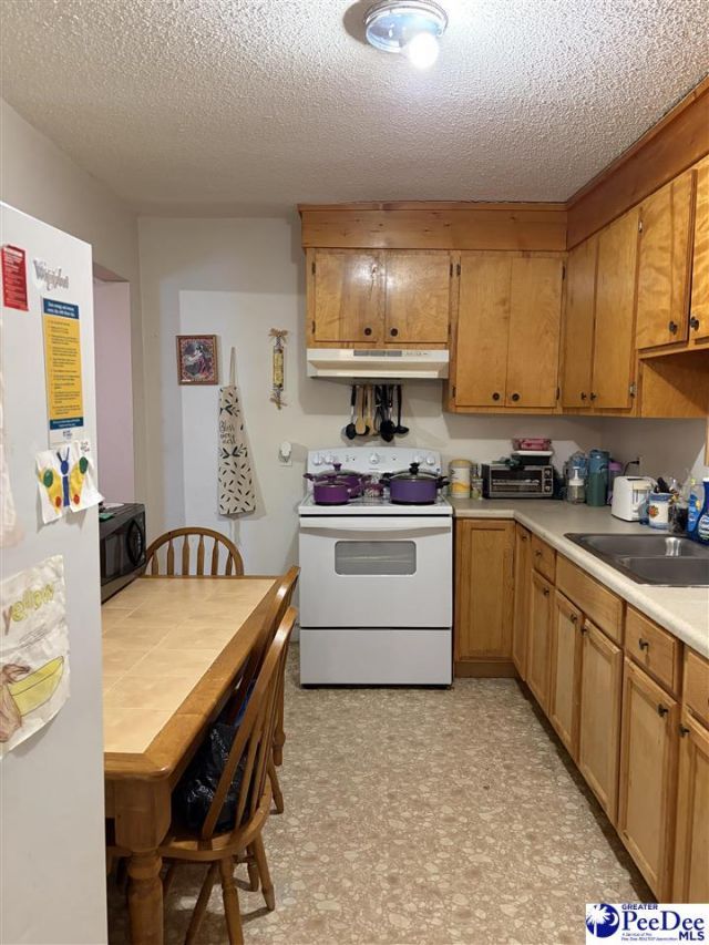 329 Godwin St Photo 15