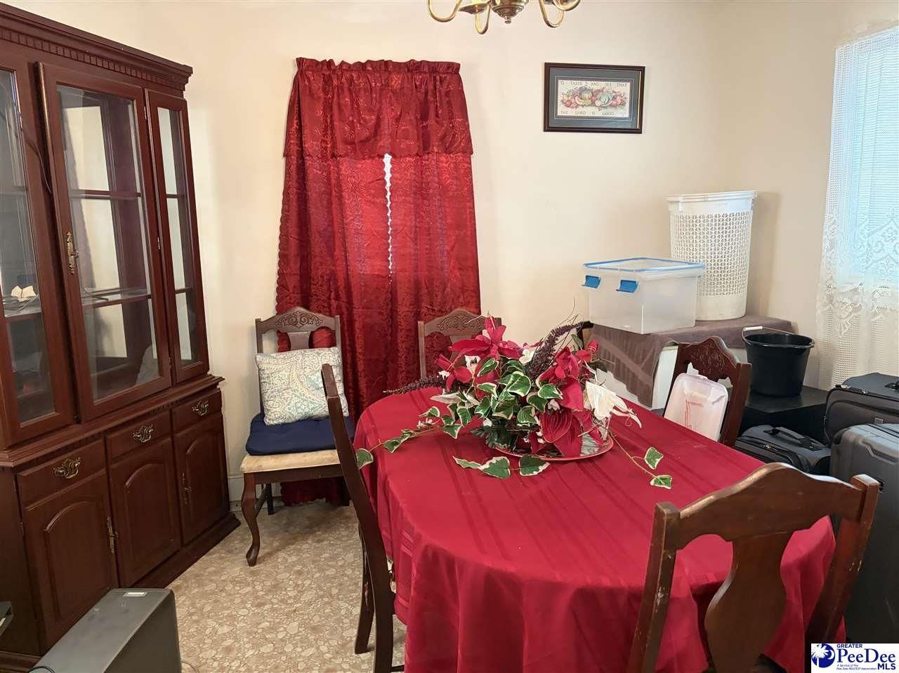 329 Godwin St Photo 19