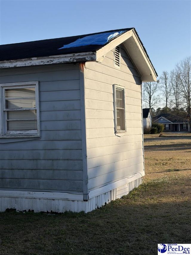 329 Godwin St Photo 22