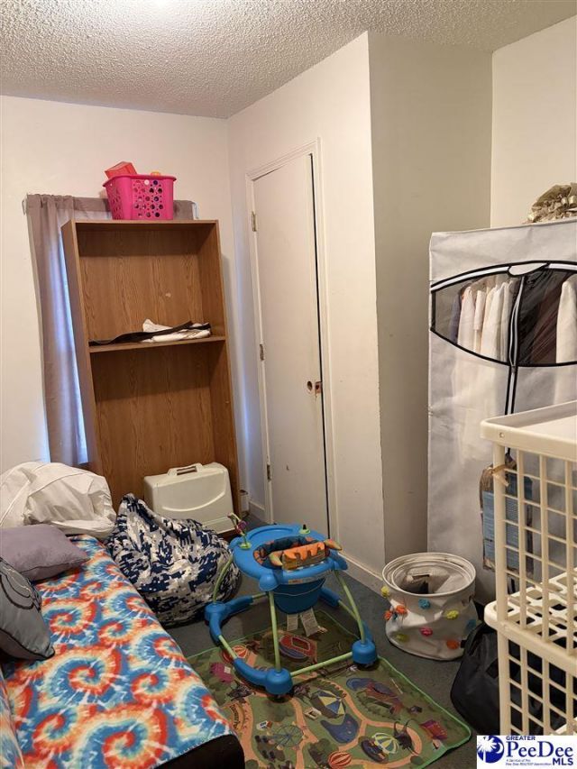 329 Godwin St Photo 9