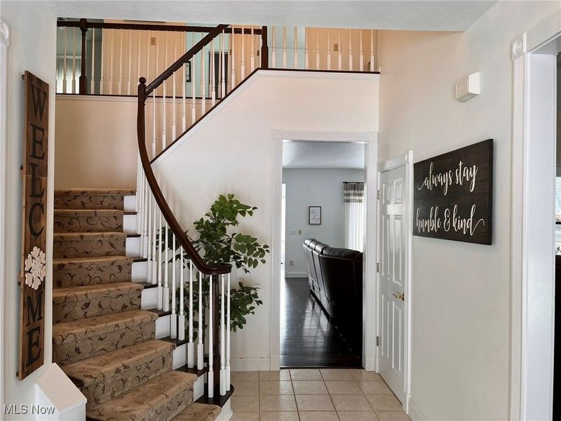 1232 Gold Crest Drive, Medina, OH 44256 Photo 2