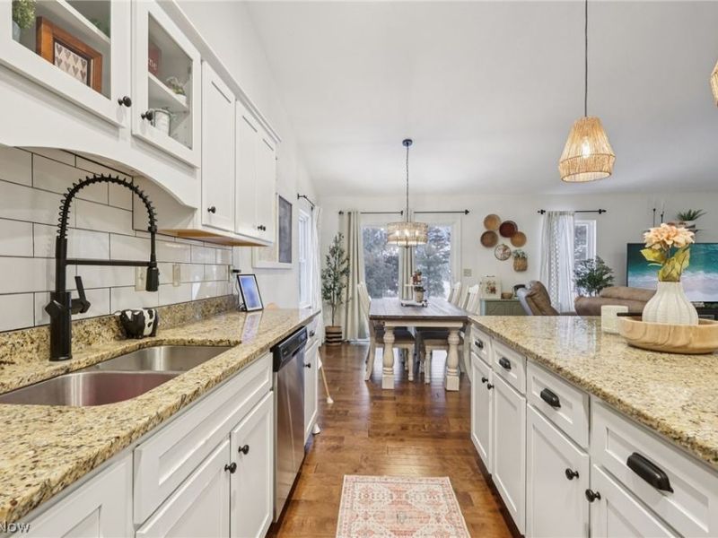 15143 Woodsong Drive, Middlefield, OH 44062 Photo 11