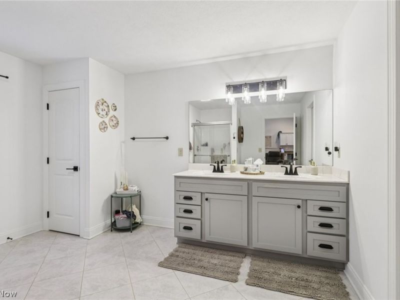 15143 Woodsong Drive, Middlefield, OH 44062 Photo 16