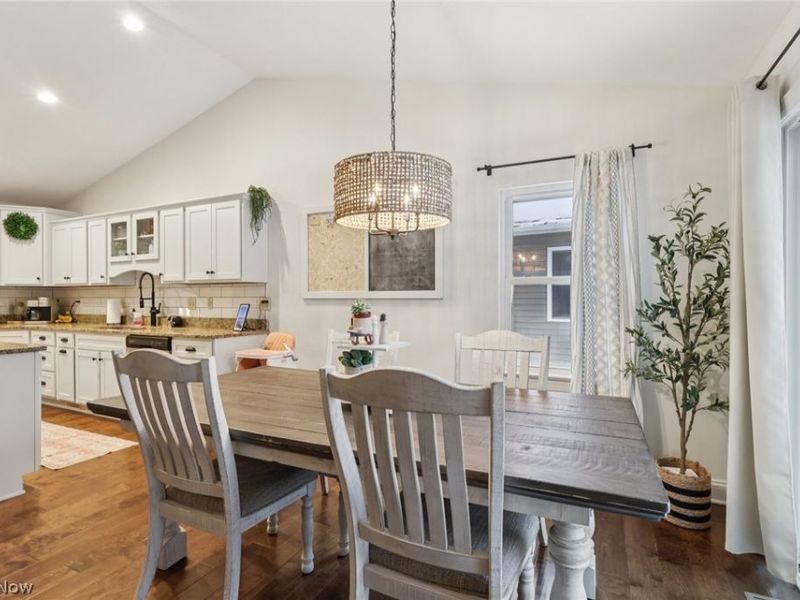 15143 Woodsong Drive, Middlefield, OH 44062 Photo 6