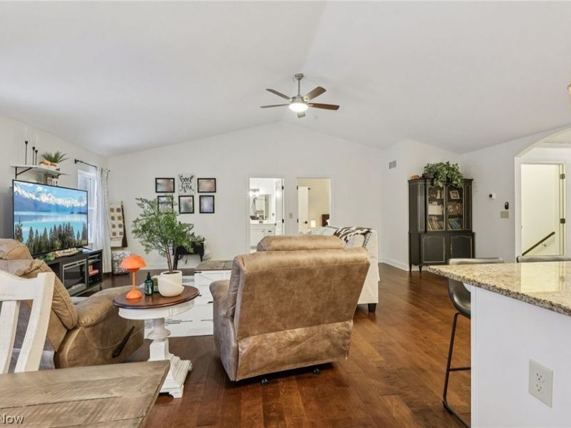 15143 Woodsong Drive, Middlefield, OH 44062 Photo 8