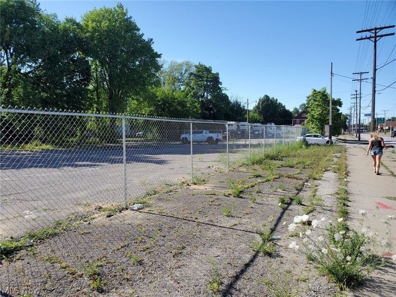 V/L E 140th Street, Cleveland, OH 44110 Photo 2