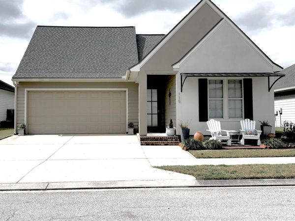 115 Sugar Ridge Lane, Youngsville, LA 70592