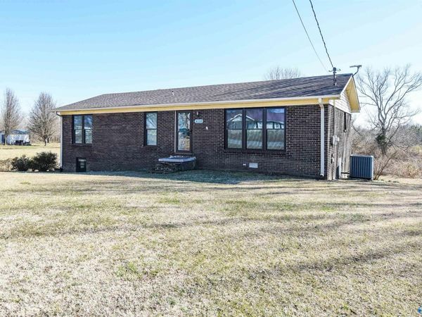 4158 County Road 8, Woodville, AL 35776