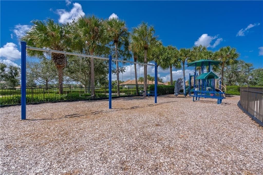 12749 Astor Pl, Fort Myers, FL 33913 Photo