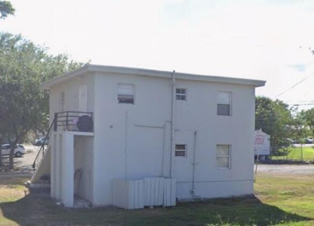 154 Bacom Point Road, Pahokee, FL 33476 Main Photo