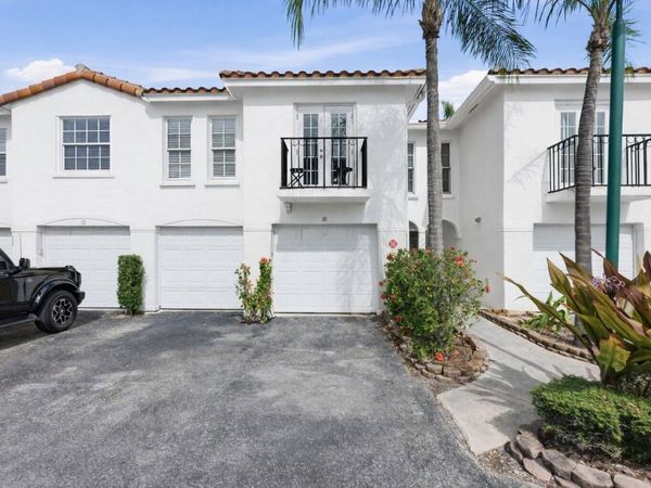 1155 Lake Shore Drive, Unit 202, Lake Park, FL 33403