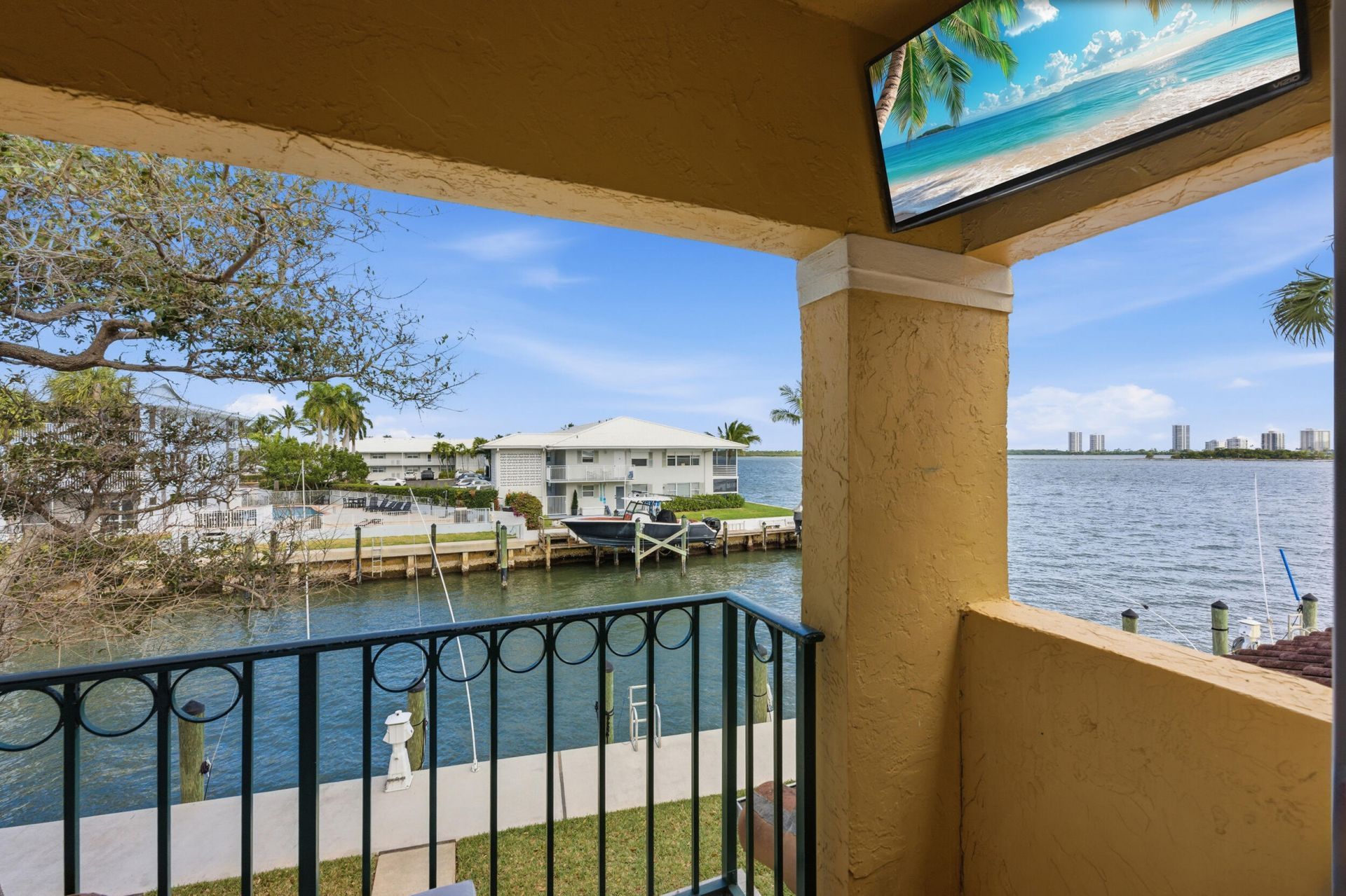 1155 Lake Shore Drive, Unit 202, Lake Park, FL 33403 Photo