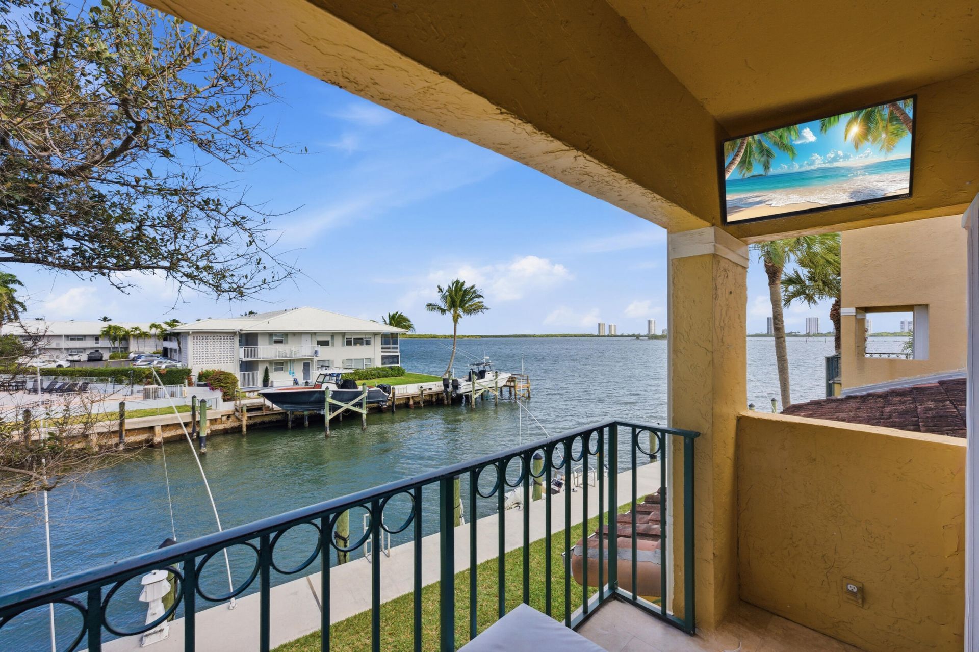 1155 Lake Shore Drive, Unit 202, Lake Park, FL 33403 Photo
