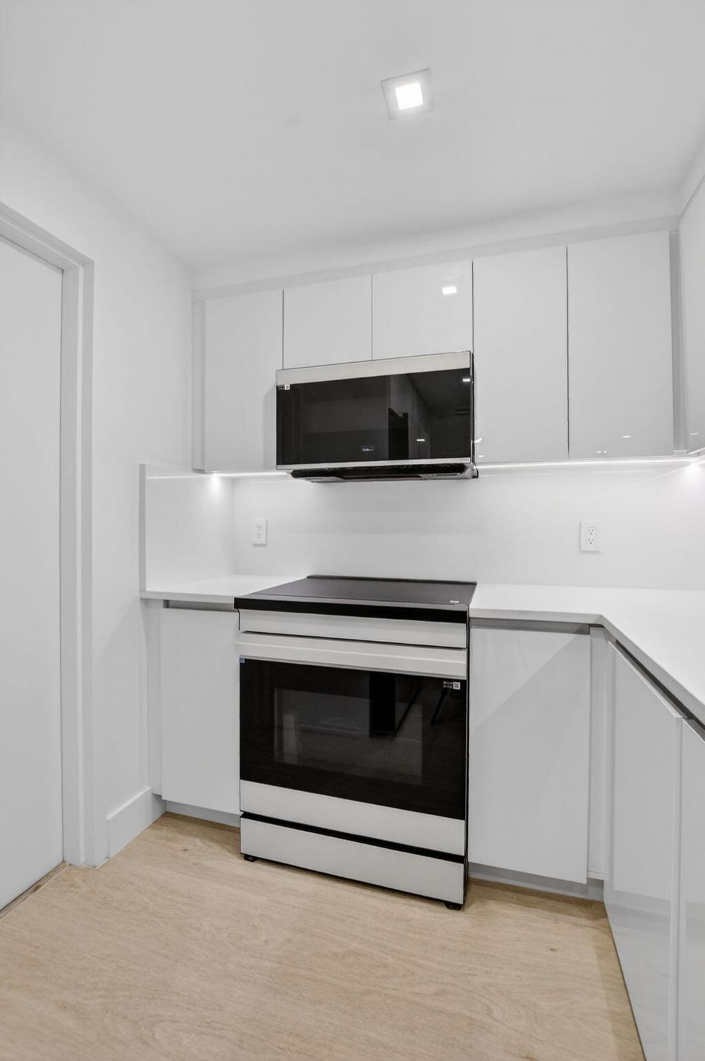 7835 Lakeside Boulevard, Unit 946, Boca Raton, FL 33434 Photo