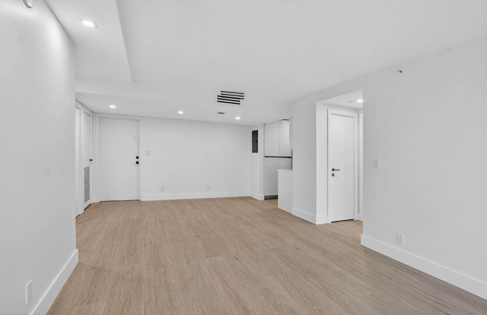 7835 Lakeside Boulevard, Unit 946, Boca Raton, FL 33434 Photo