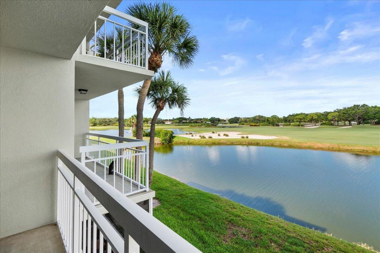 2421 Village Boulevard, Unit 206, West Palm Beach, FL 33409 Photo