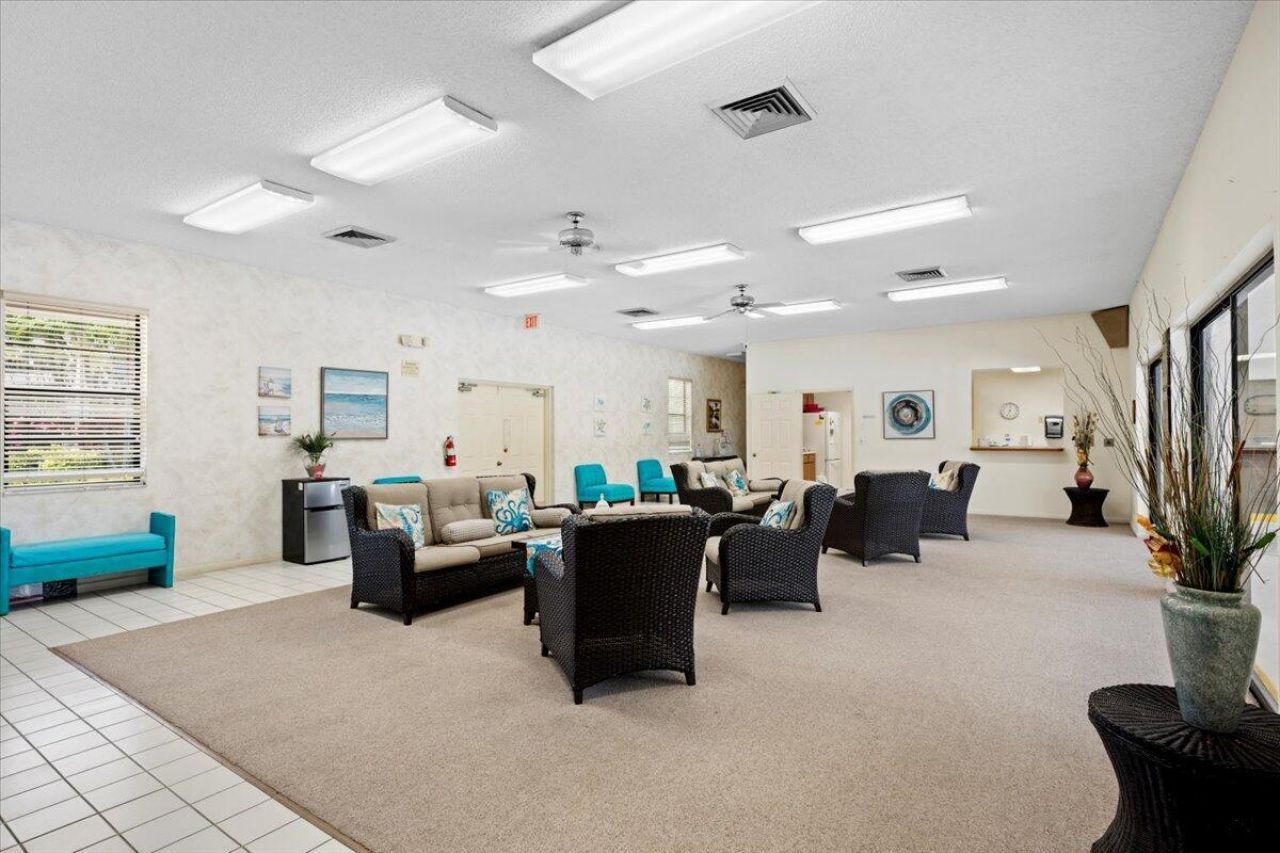 2421 Village Boulevard, Unit 206, West Palm Beach, FL 33409 Photo