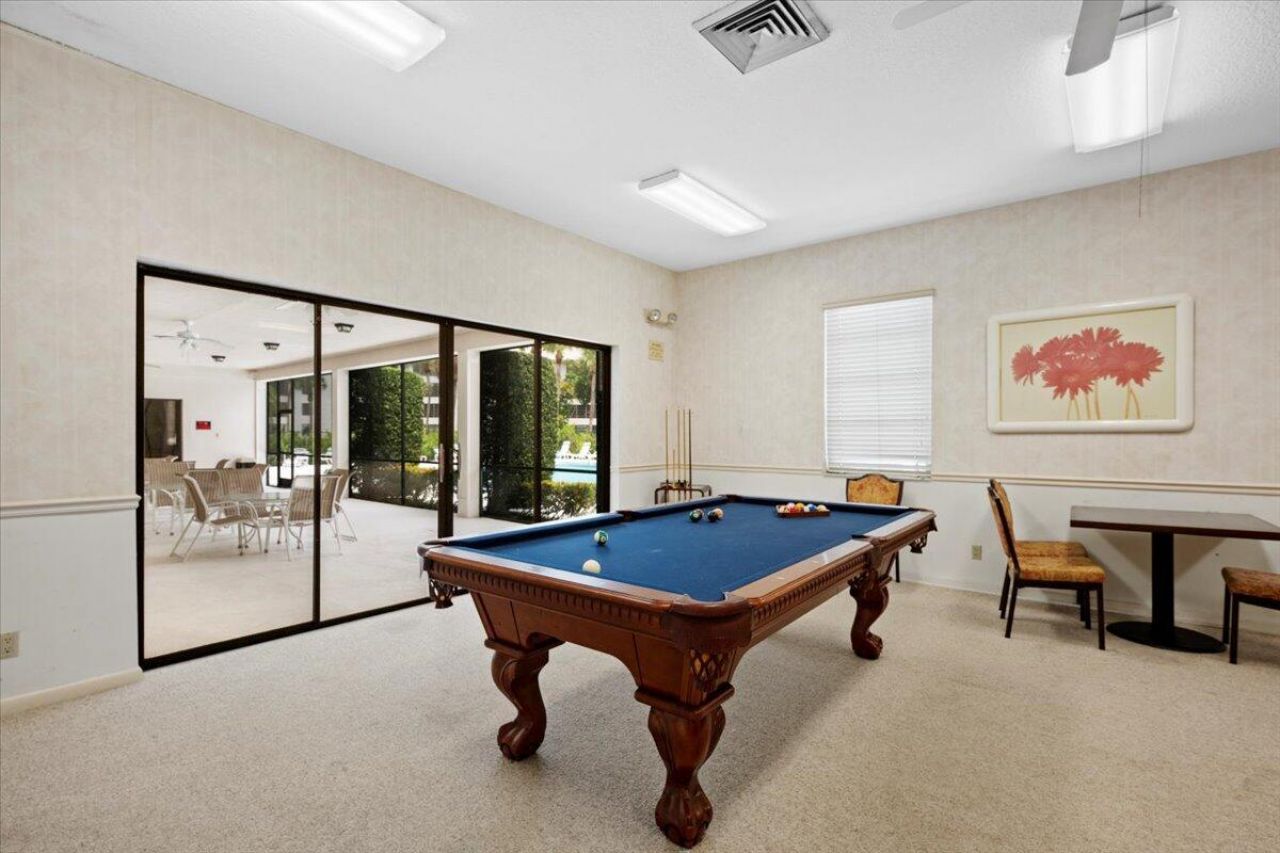 2421 Village Boulevard, Unit 206, West Palm Beach, FL 33409 Photo