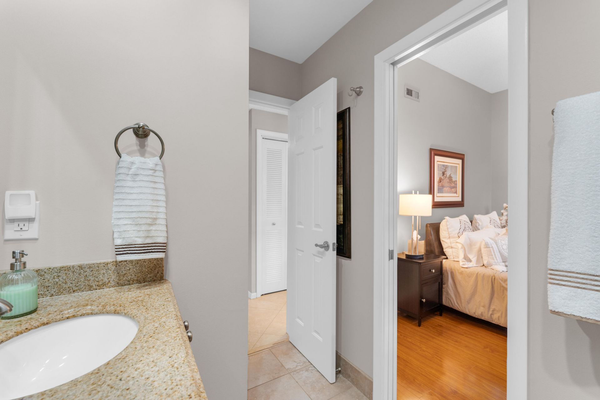 7460 La Paz Boulevard, Unit 309, Boca Raton, FL 33433 Photo
