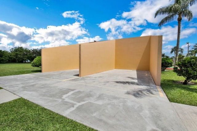 4492 Brook Drive, West Palm Beach, FL 33417 Photo