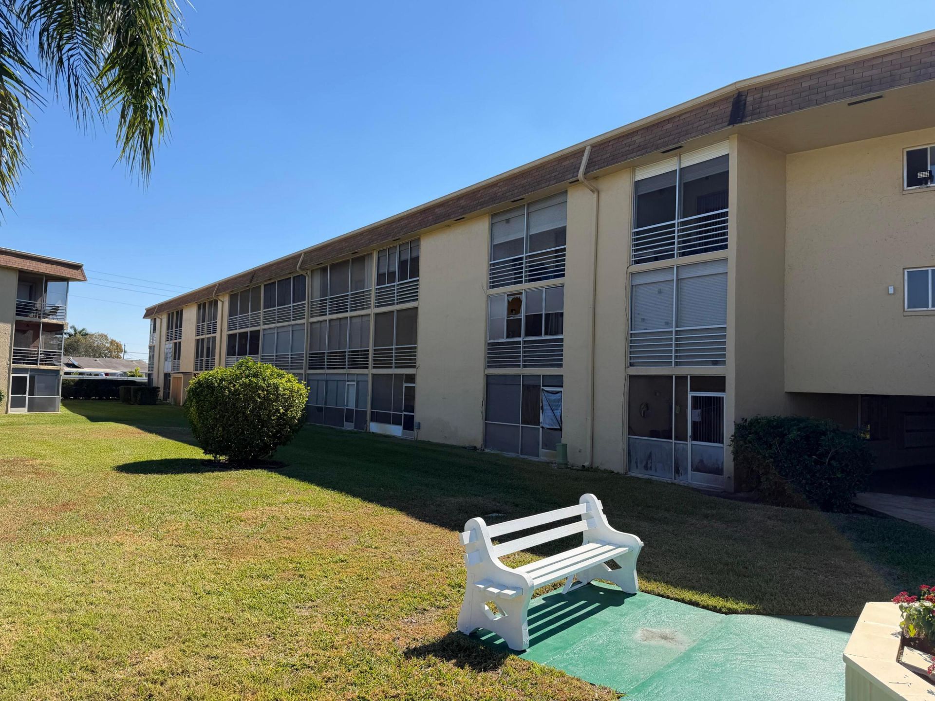 600 Village Green Court, Unit 219, Palm Springs, FL 33461 Photo