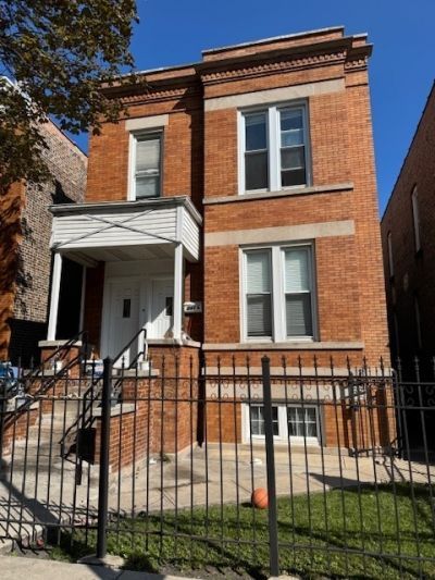 2434 W Pershing Road, Chicago, IL 60632 Main Photo