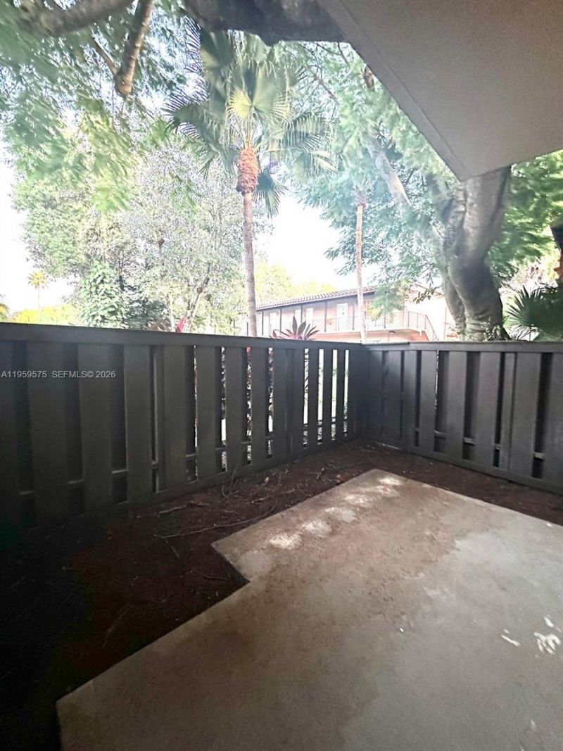 10786 N Kendall Dr, Unit D13, Miami, FL 33176 Photo