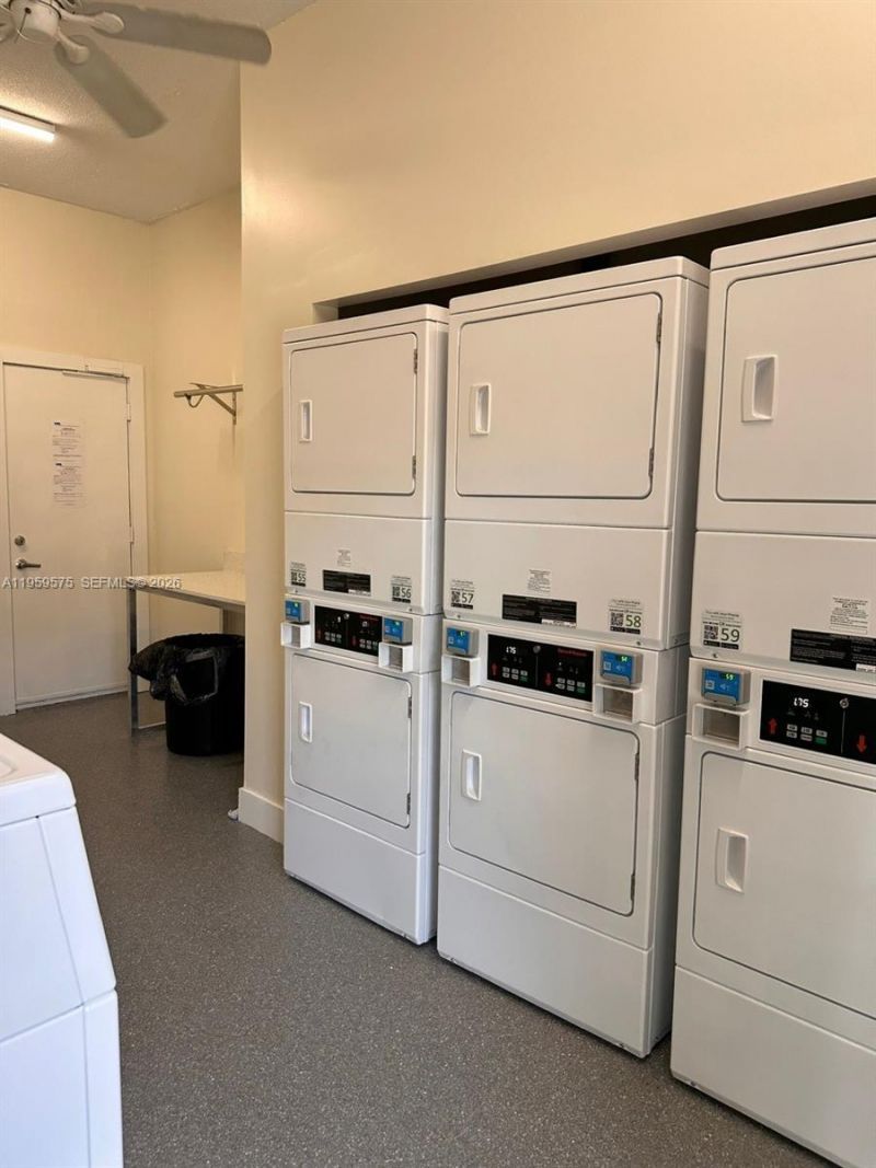 10786 N Kendall Dr, Unit D13, Miami, FL 33176 Photo