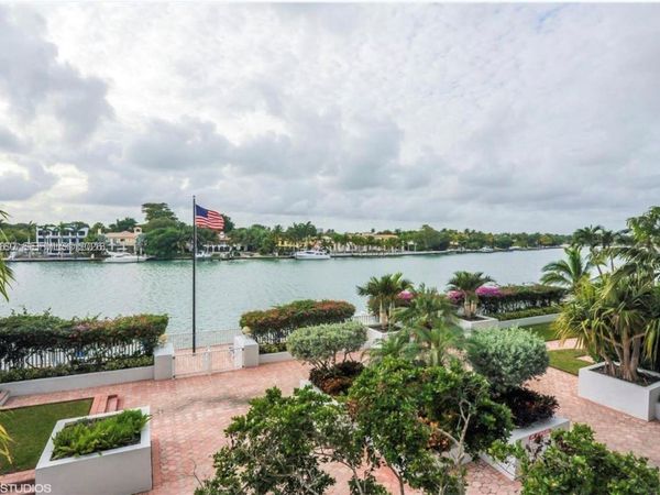 5700 Collins Ave, Unit 3H, Miami Beach, FL 33140