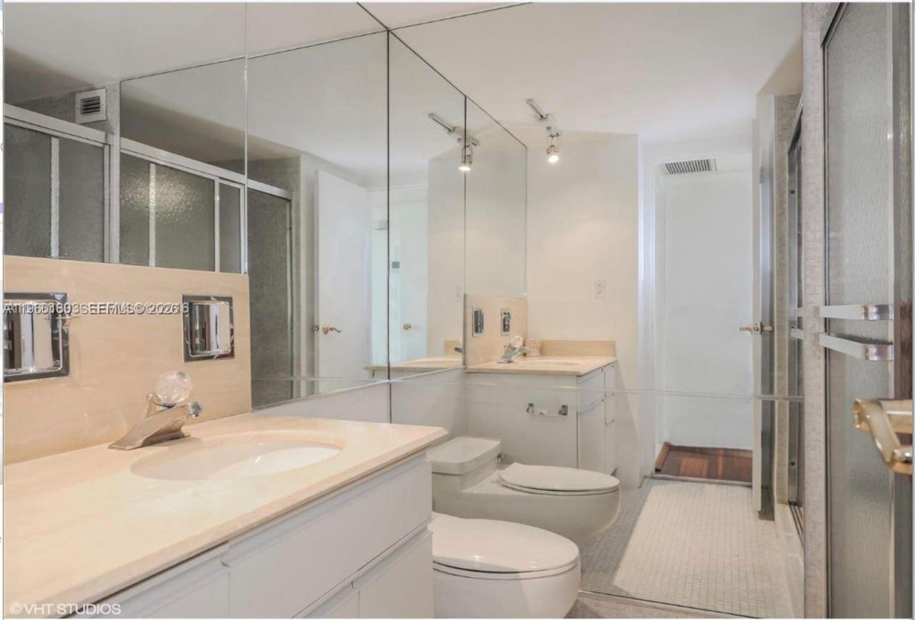 5700 Collins Ave, Unit 3H, Miami Beach, FL 33140 Photo