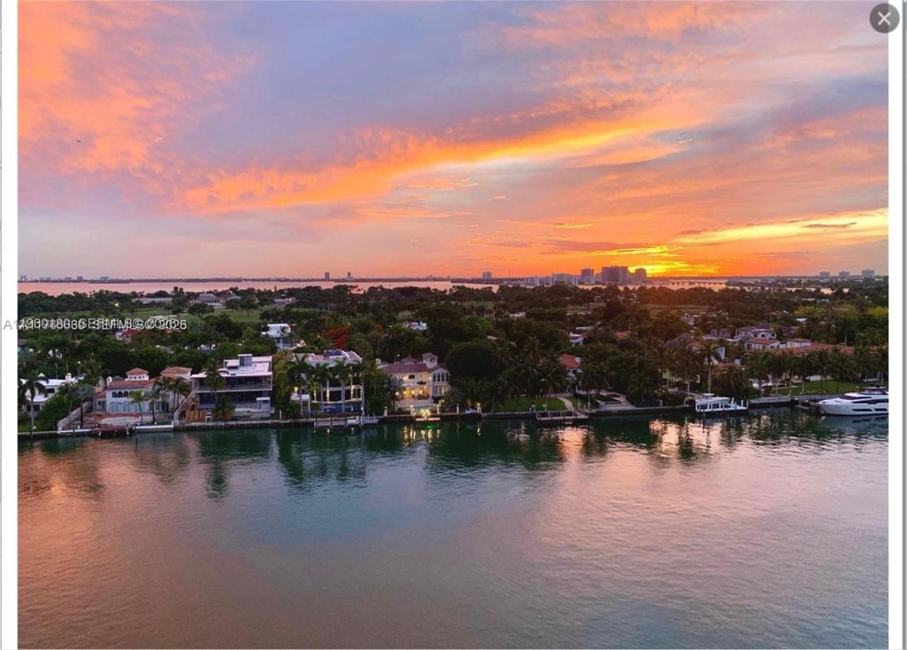 5700 Collins Ave, Unit 3H, Miami Beach, FL 33140 Photo