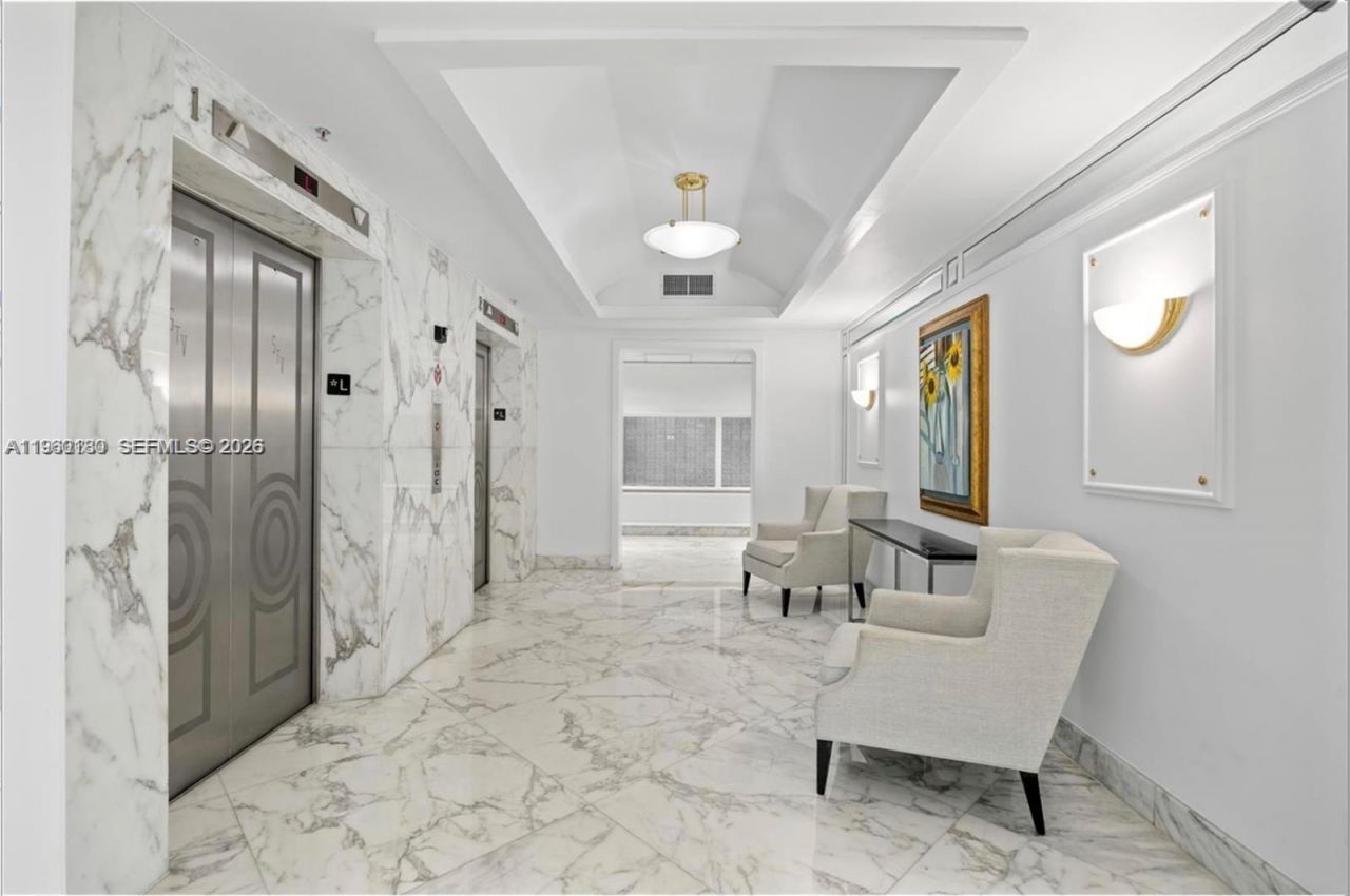 5700 Collins Ave, Unit 3H, Miami Beach, FL 33140 Photo