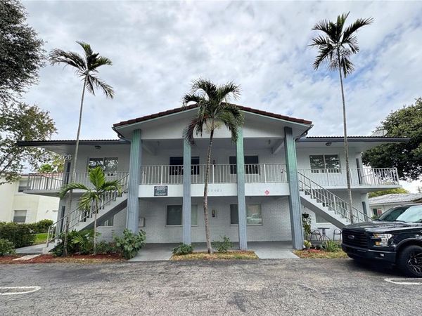 10601 NW 45th St, Unit 1, Coral Springs, FL 33065