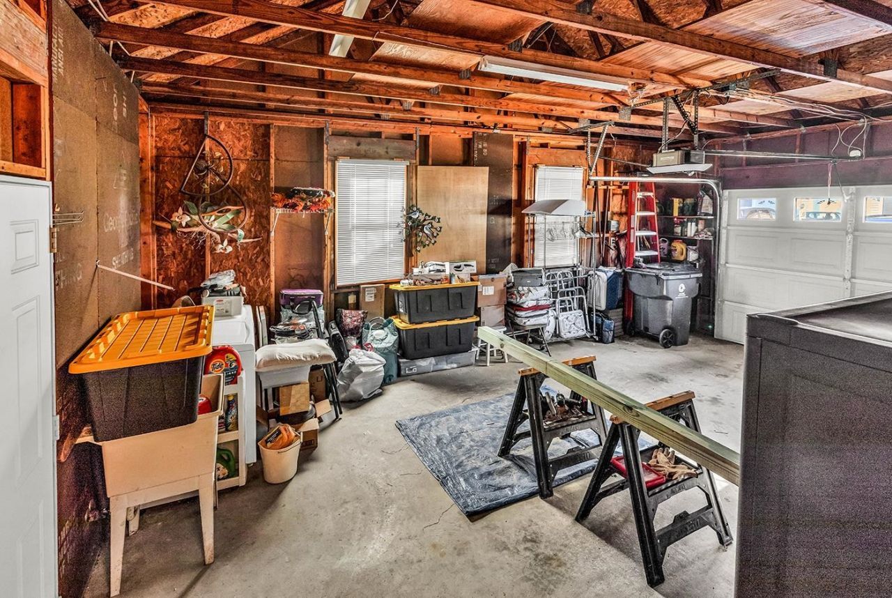 9468 Chicory Ln. Photo 23