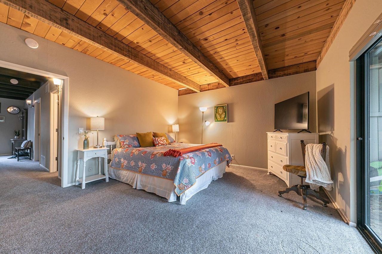 1001 Commonwealth Drive, Kings Beach, CA 96143 Photo