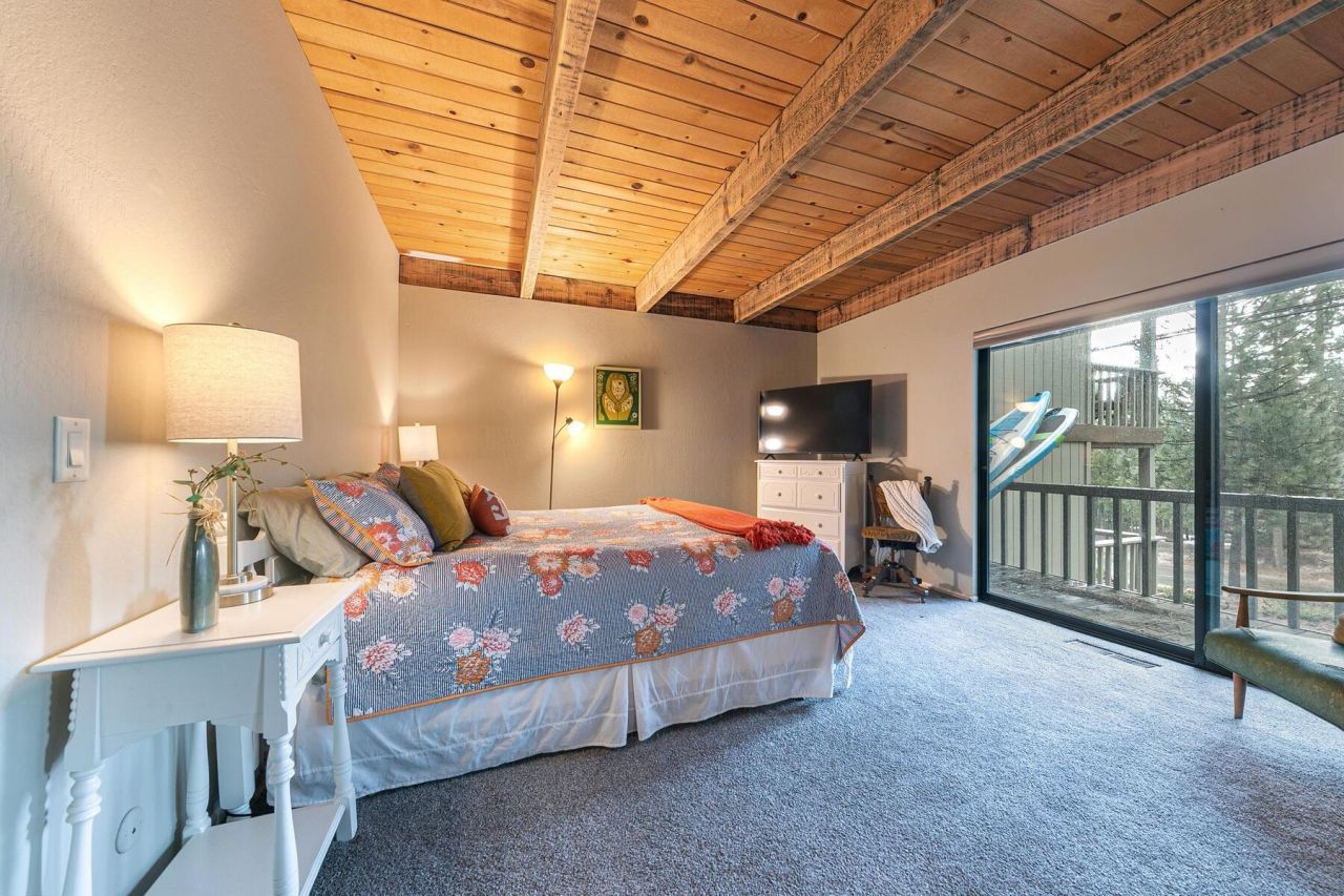 1001 Commonwealth Drive, Kings Beach, CA 96143 Photo