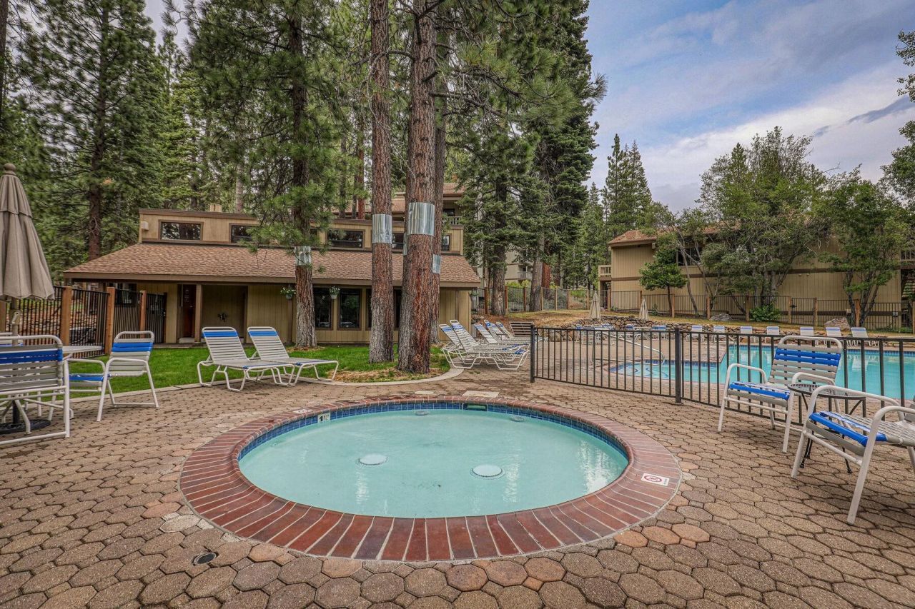 1001 Commonwealth Drive, Kings Beach, CA 96143 Photo