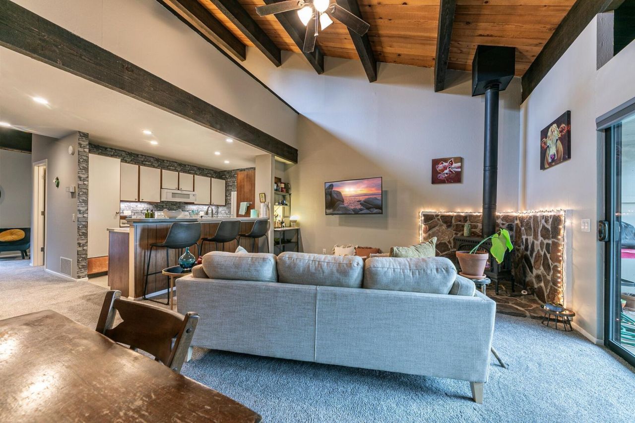 1001 Commonwealth Drive, Kings Beach, CA 96143 Photo