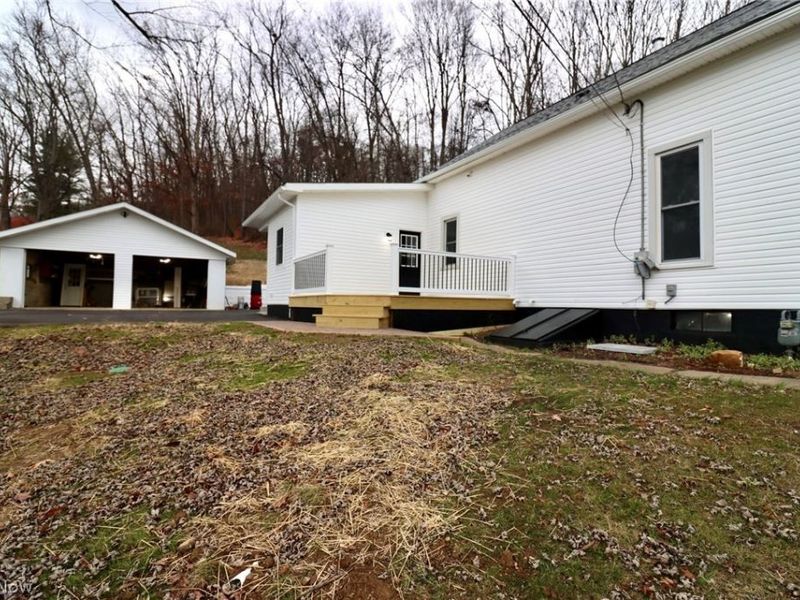 854 State Route 541, Coshocton, OH 43812 Photo 5