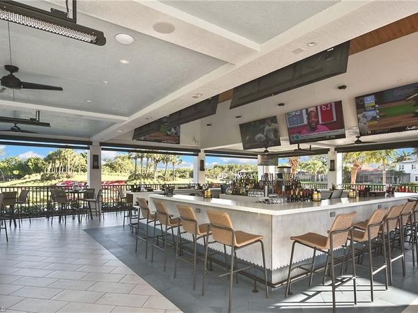 10361 Butterfly Palm DR, Unit 723, FORT MYERS, FL 33966