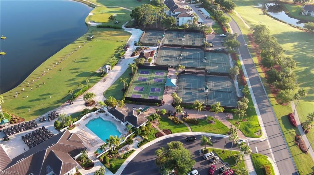 10361 Butterfly Palm Dr, Unit 723, Fort Myers, FL 33966 Photo