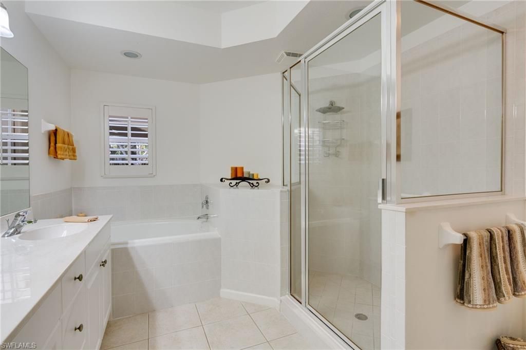 16570 Crownsbury Way, Unit 101, Fort Myers, FL 33908 Photo