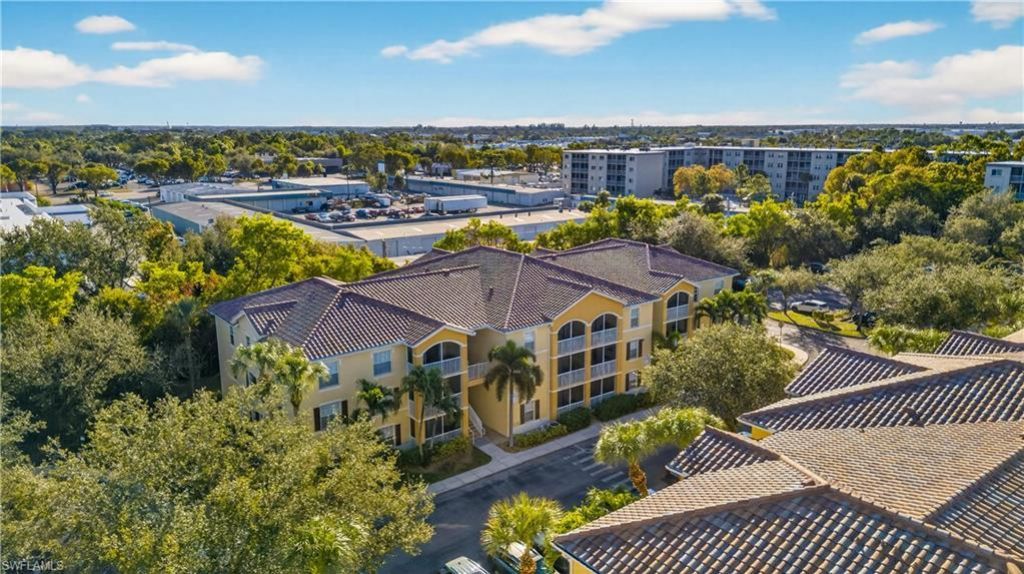 4122 Residence Dr, Unit 105, Fort Myers, FL 33901 Photo