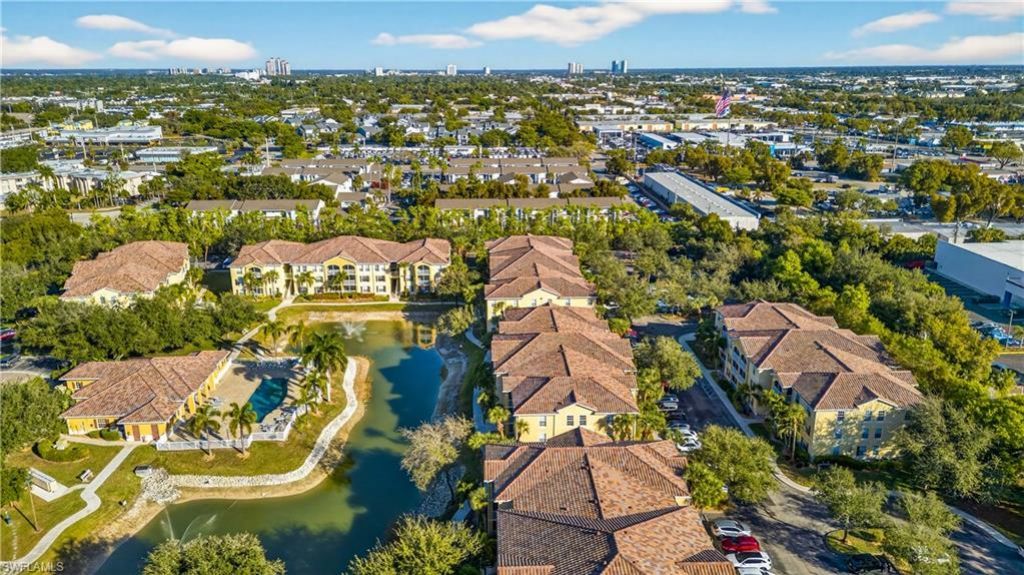 4122 Residence Dr, Unit 105, Fort Myers, FL 33901 Photo