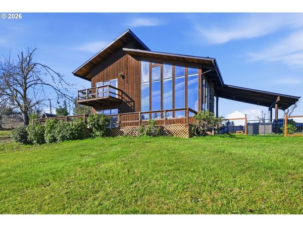 31149 CAMAS SWALE RD, Creswell, OR 97426