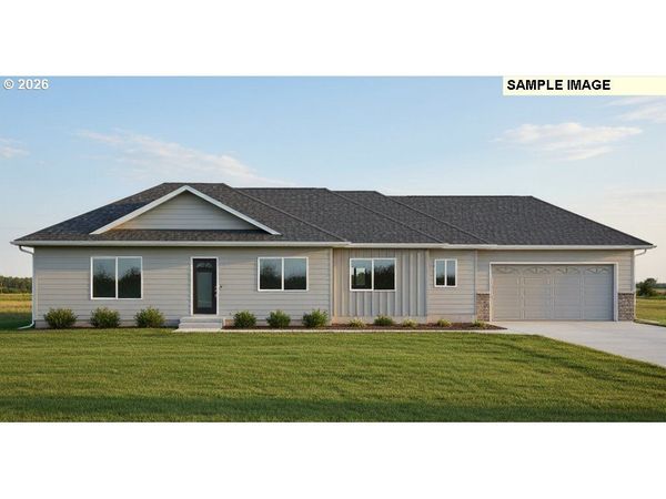 157 ELKTON ST, Sutherlin, OR 97479