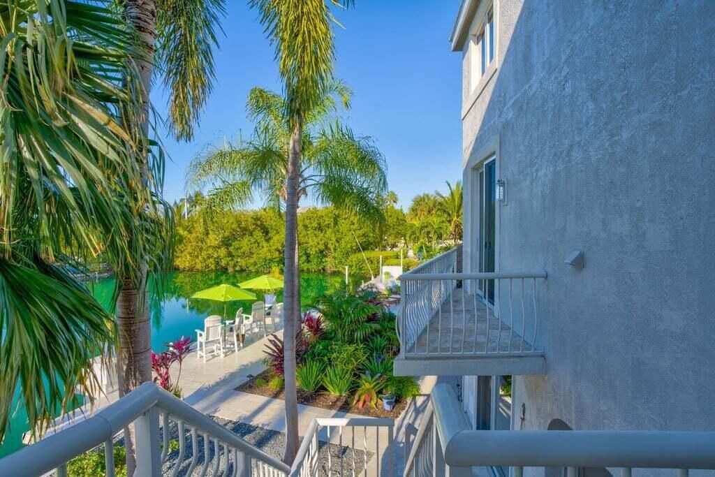 17183 Coral Drive, Sugarloaf, FL 33042 Photo