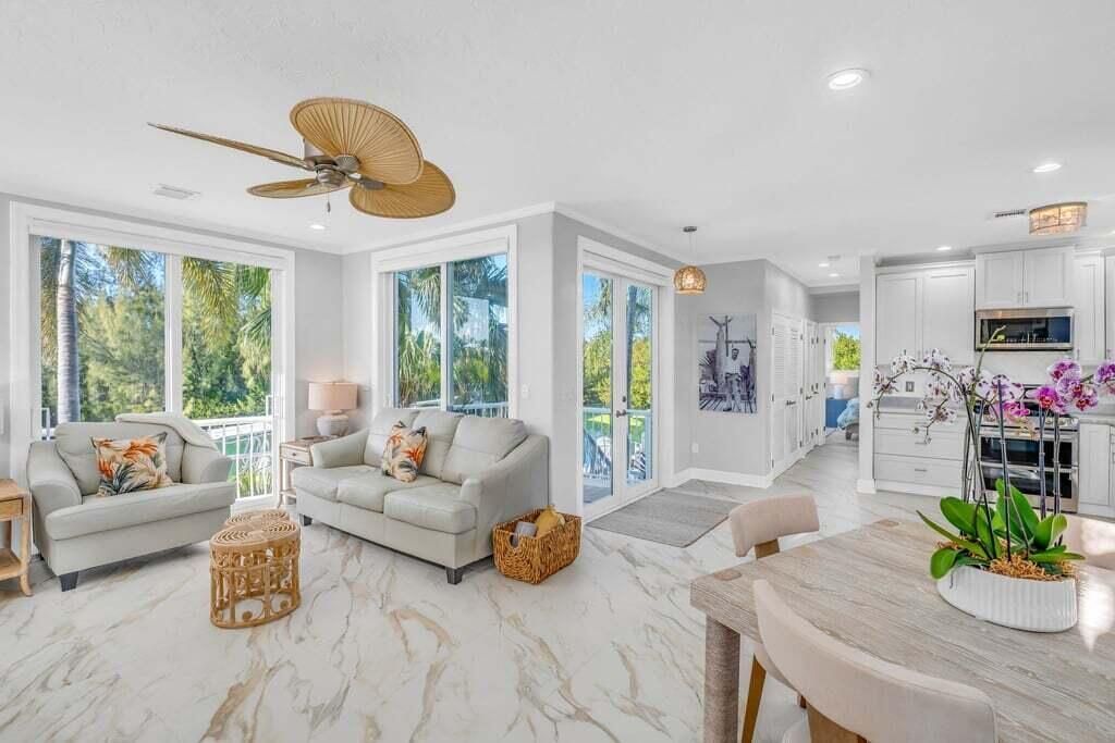 17183 Coral Drive, Sugarloaf, FL 33042 Photo