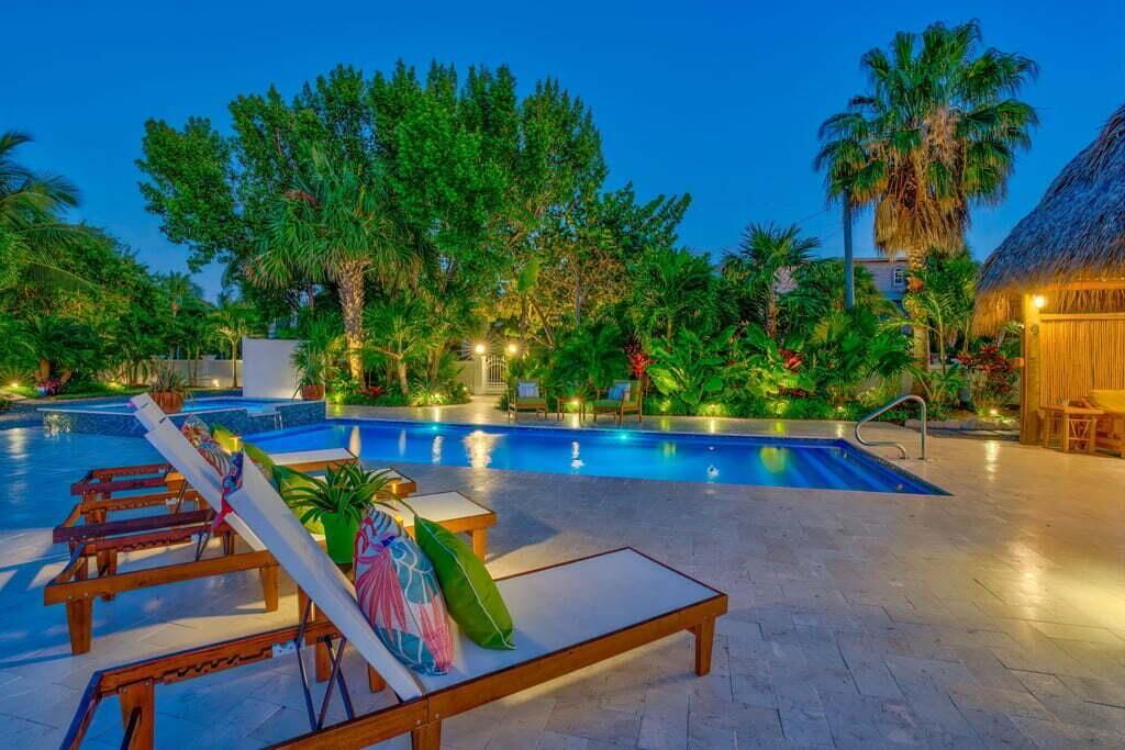 17183 Coral Drive, Sugarloaf, FL 33042 Photo